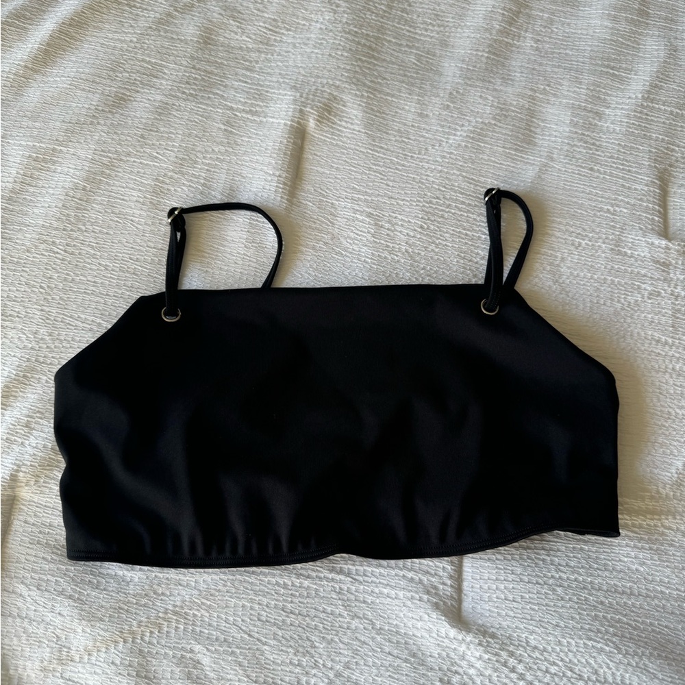 ALO YOGA SIZE L BRA